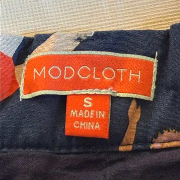 ModCloth Women's Synchronized Swimmers 100% Cotton Skirt with Pockets - Picture 12 of 14